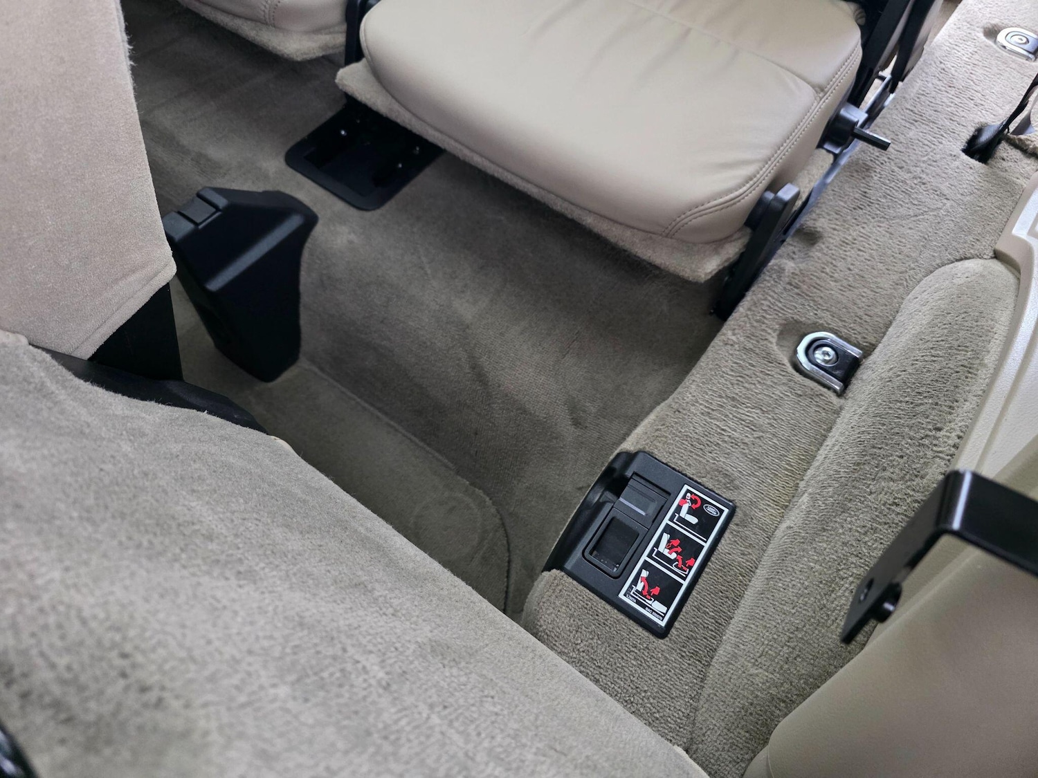 Used Land Rover Discovery 2014 for sale - 77586021: Photo 25