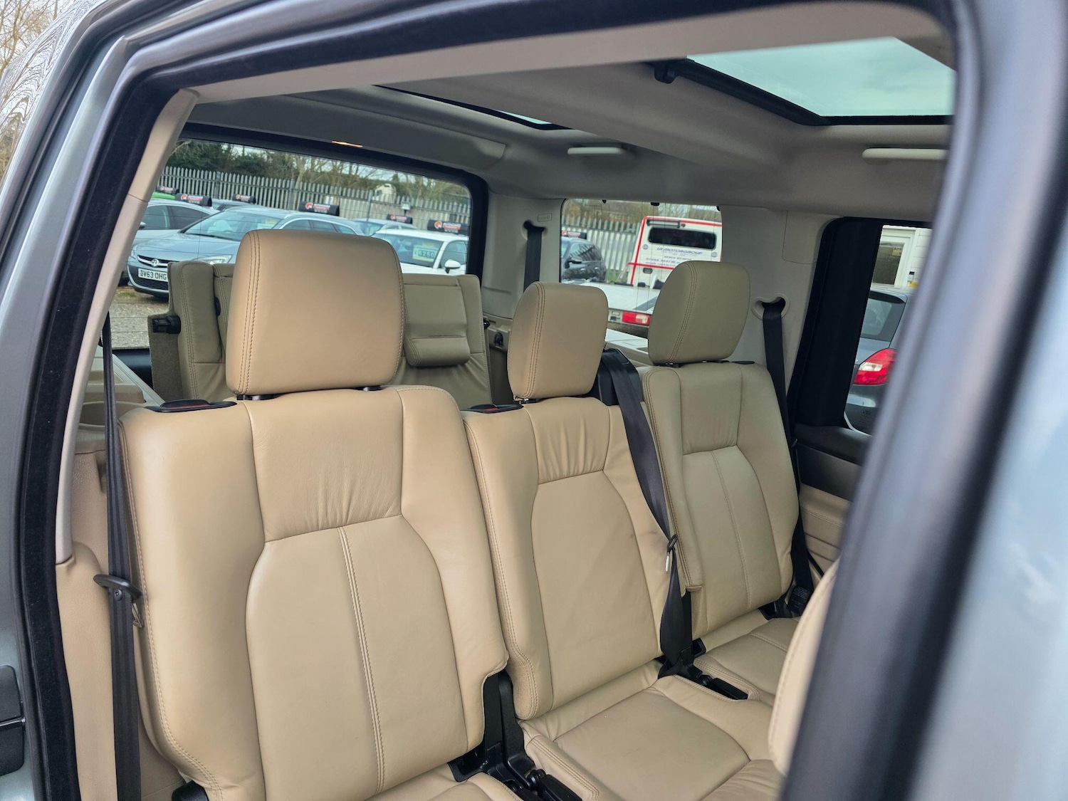 Used Land Rover Discovery 2014 for sale - 77586021: Photo 42