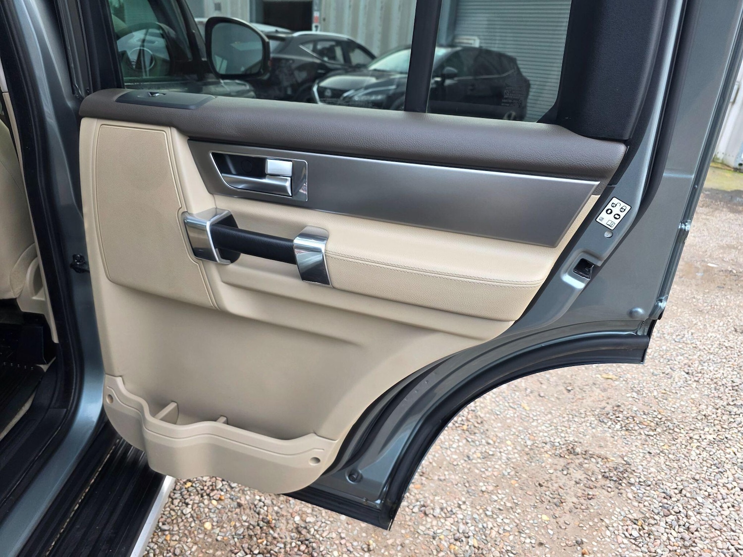 Used Land Rover Discovery 2014 for sale - 77586021: Photo 50