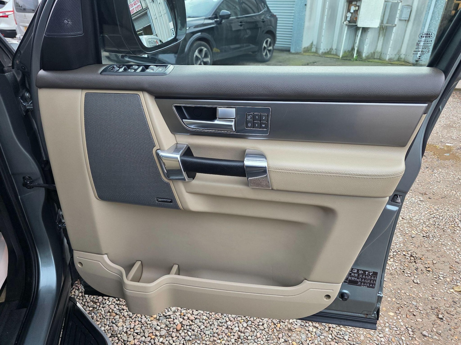 Used Land Rover Discovery 2014 for sale - 77586021: Photo 52