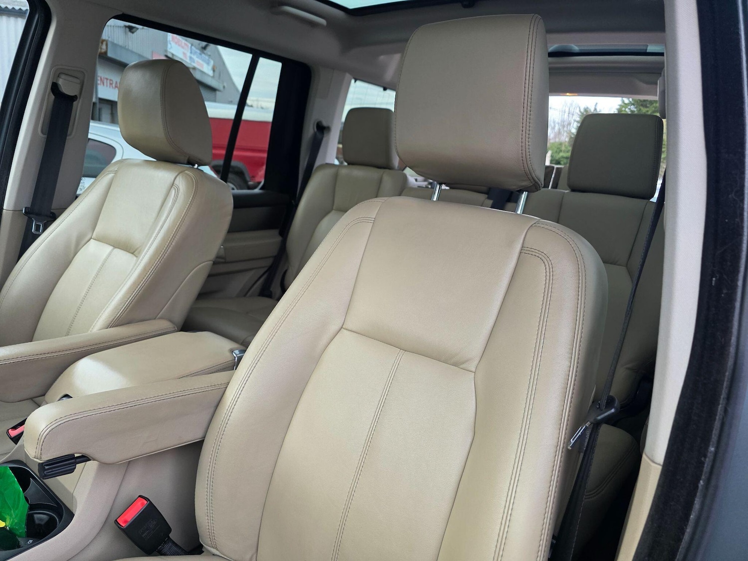 Used Land Rover Discovery 2014 for sale - 77586021: Photo 65