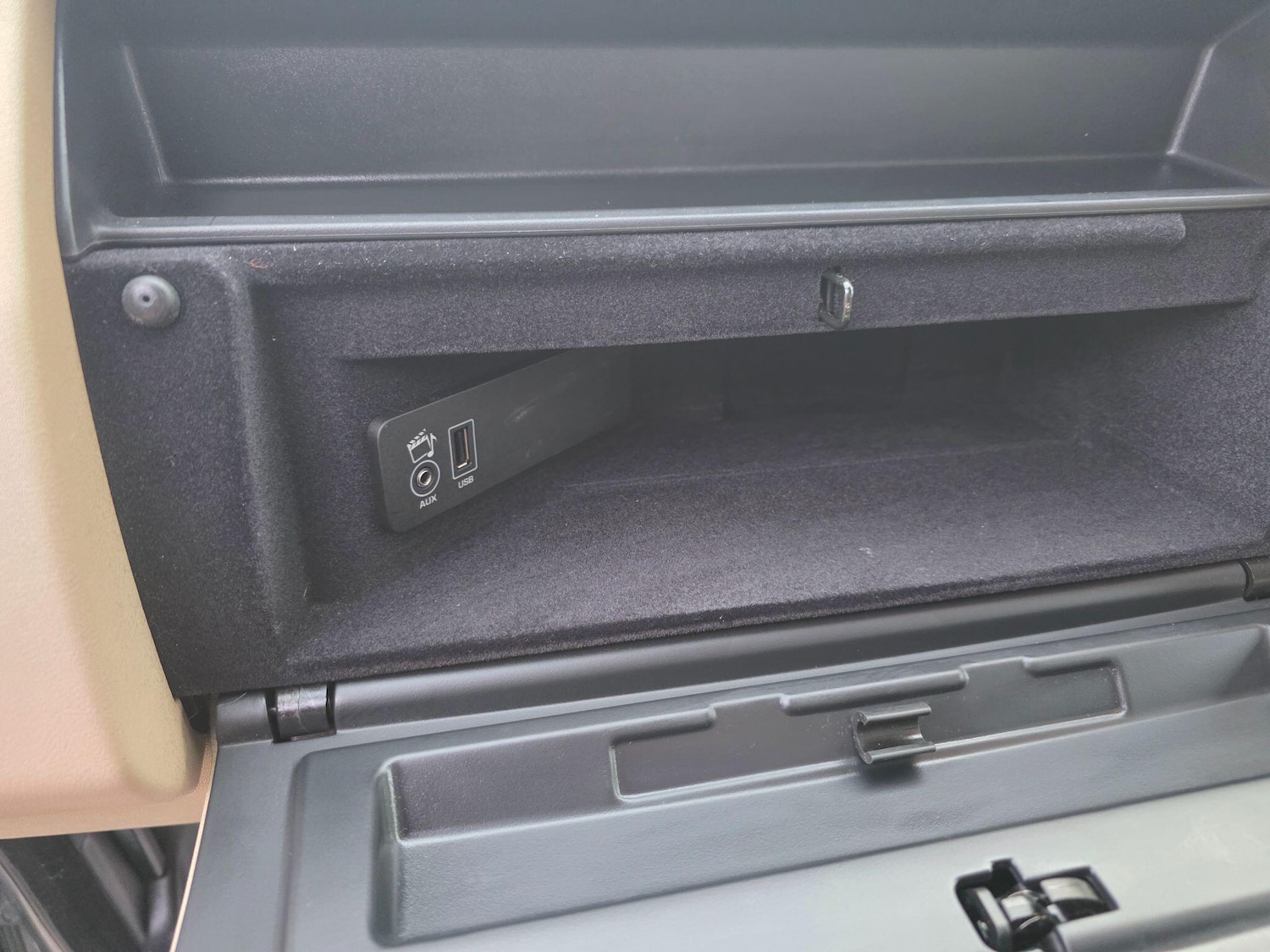 Used Land Rover Discovery 2014 for sale - 77586021: Photo 88