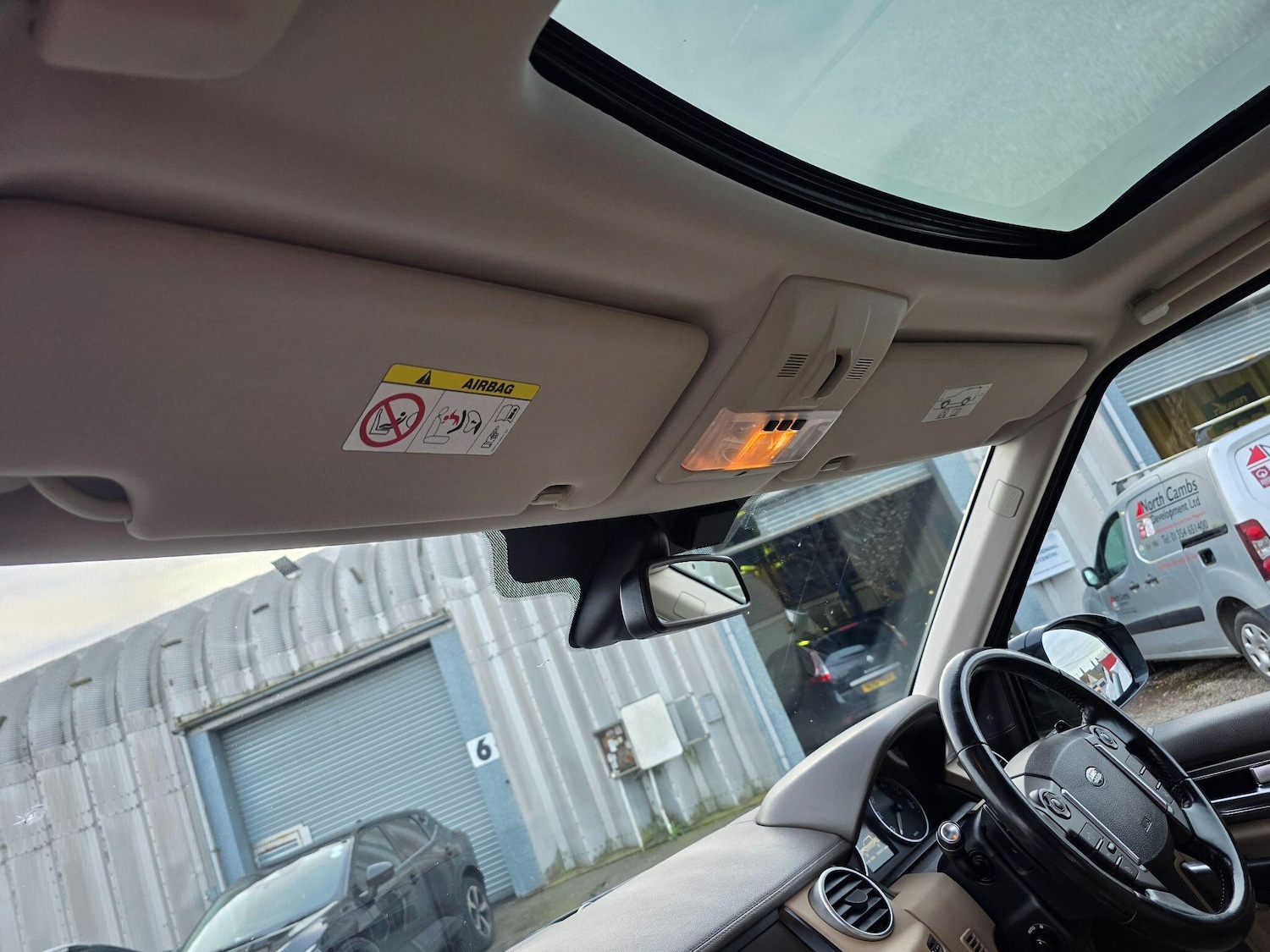 Used Land Rover Discovery 2014 for sale - 77586021: Photo 89