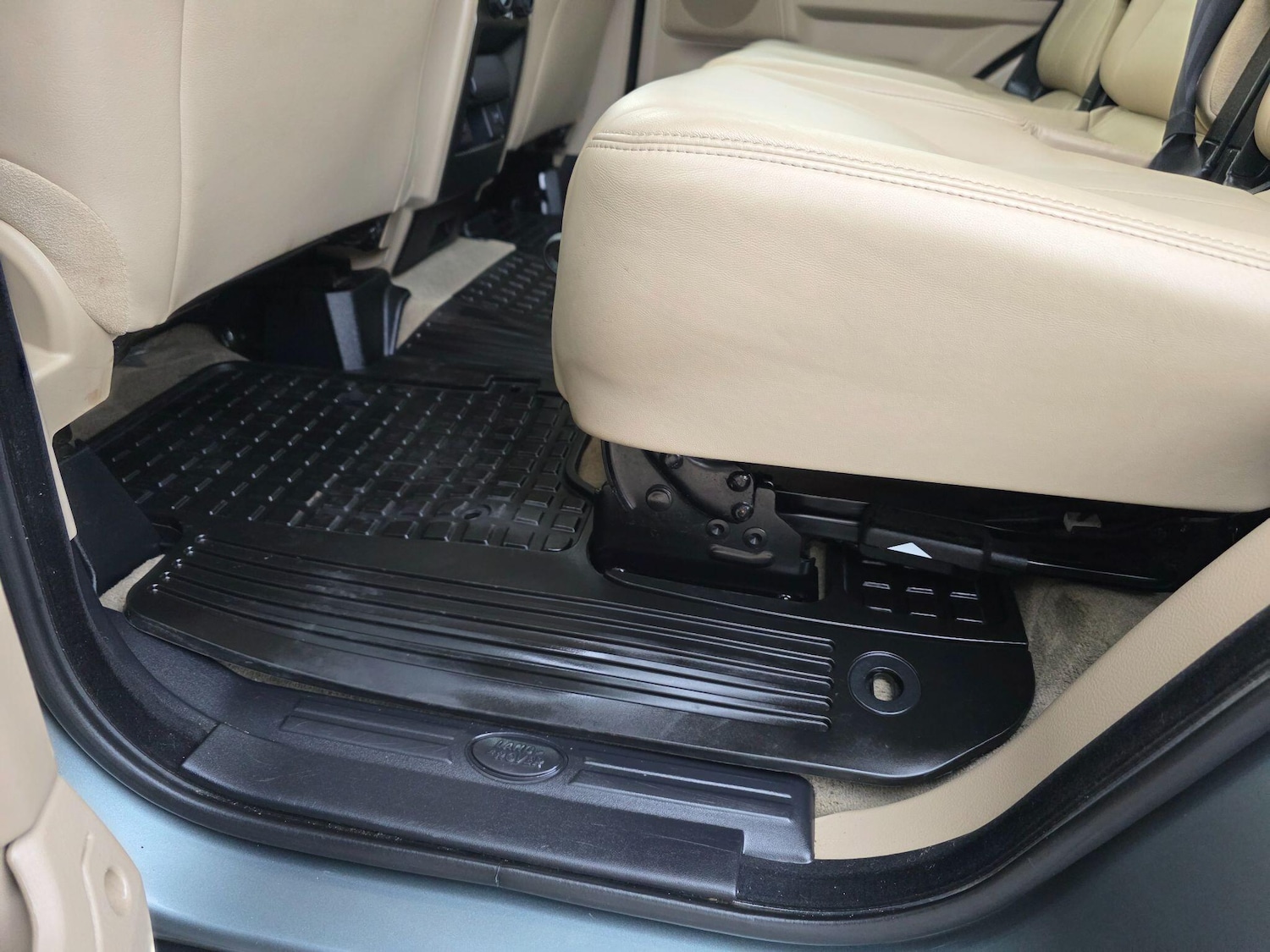 Used Land Rover Discovery 2014 for sale - 77586021: Photo 92