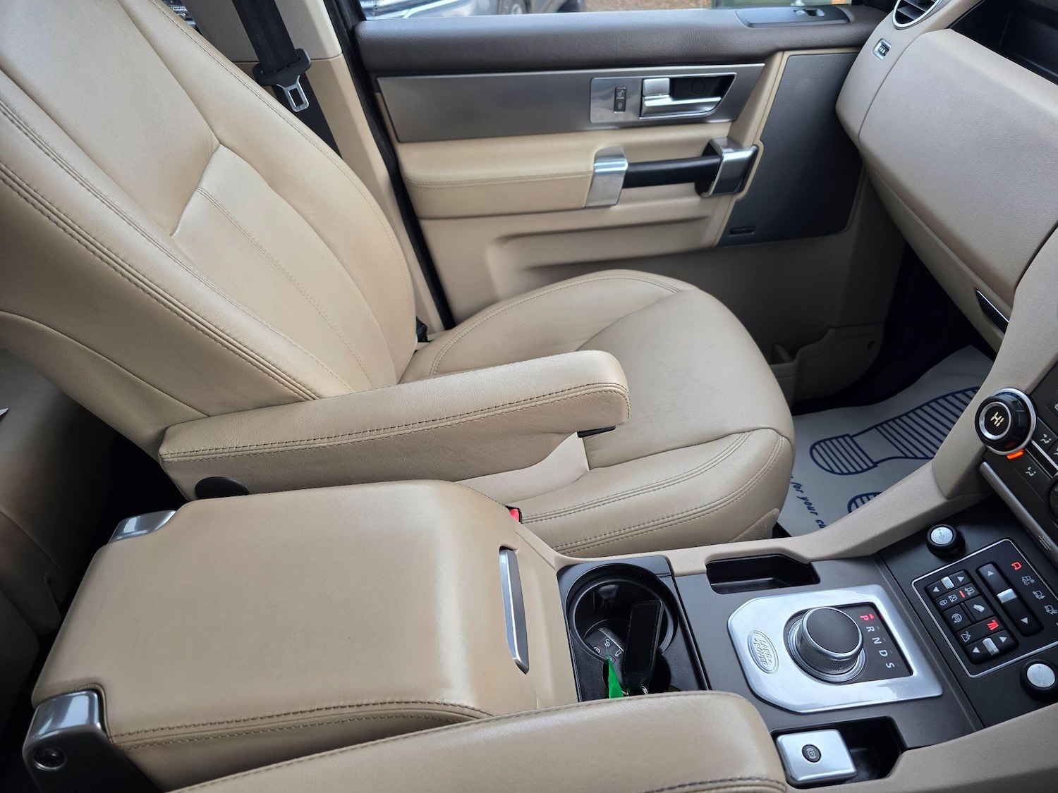 Used Land Rover Discovery 2014 for sale - 77586021: Photo 98