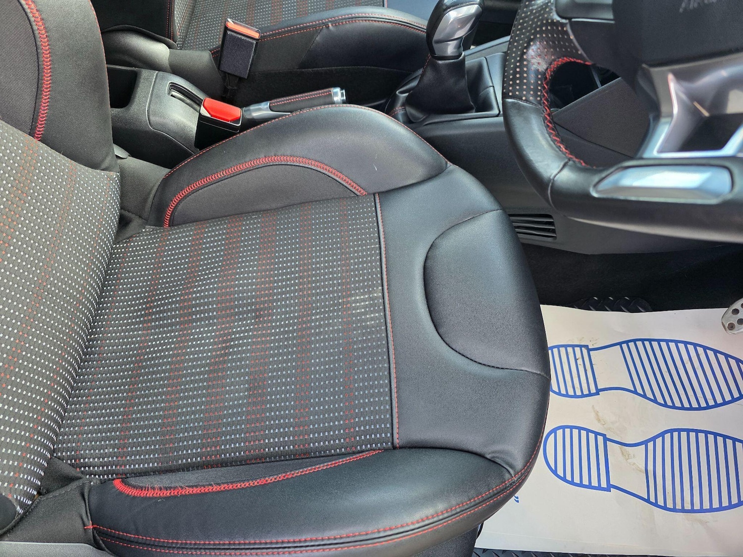 Used Peugeot 208 2017 for sale - 78128001: Photo 13