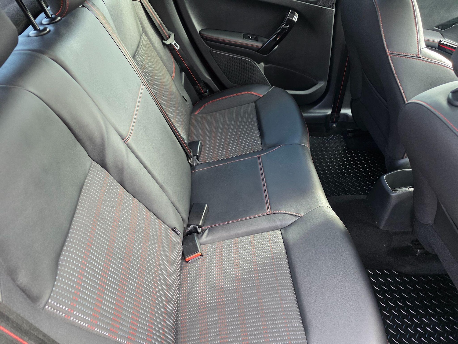 Used Peugeot 208 2017 for sale - 78128001: Photo 22