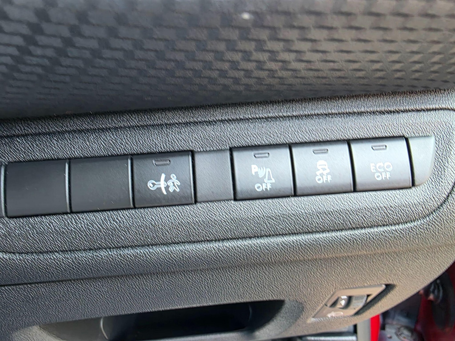 Used Peugeot 208 2017 for sale - 78128001: Photo 28