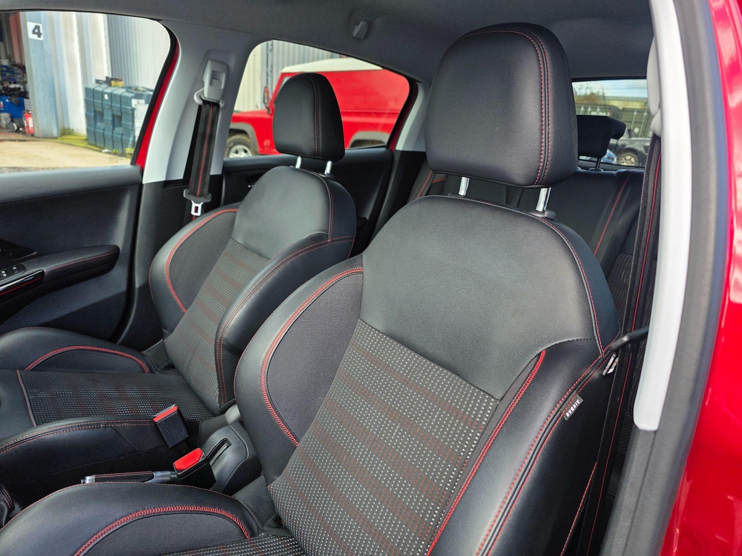 Used Peugeot 208 2017 for sale - 78128001: Photo 44