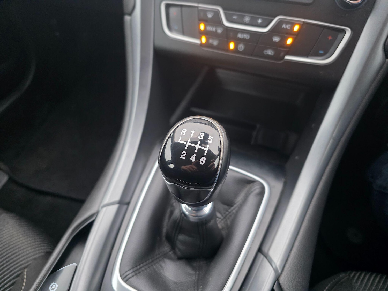 Used Ford Mondeo 2017 for sale - 77109058: Photo 18