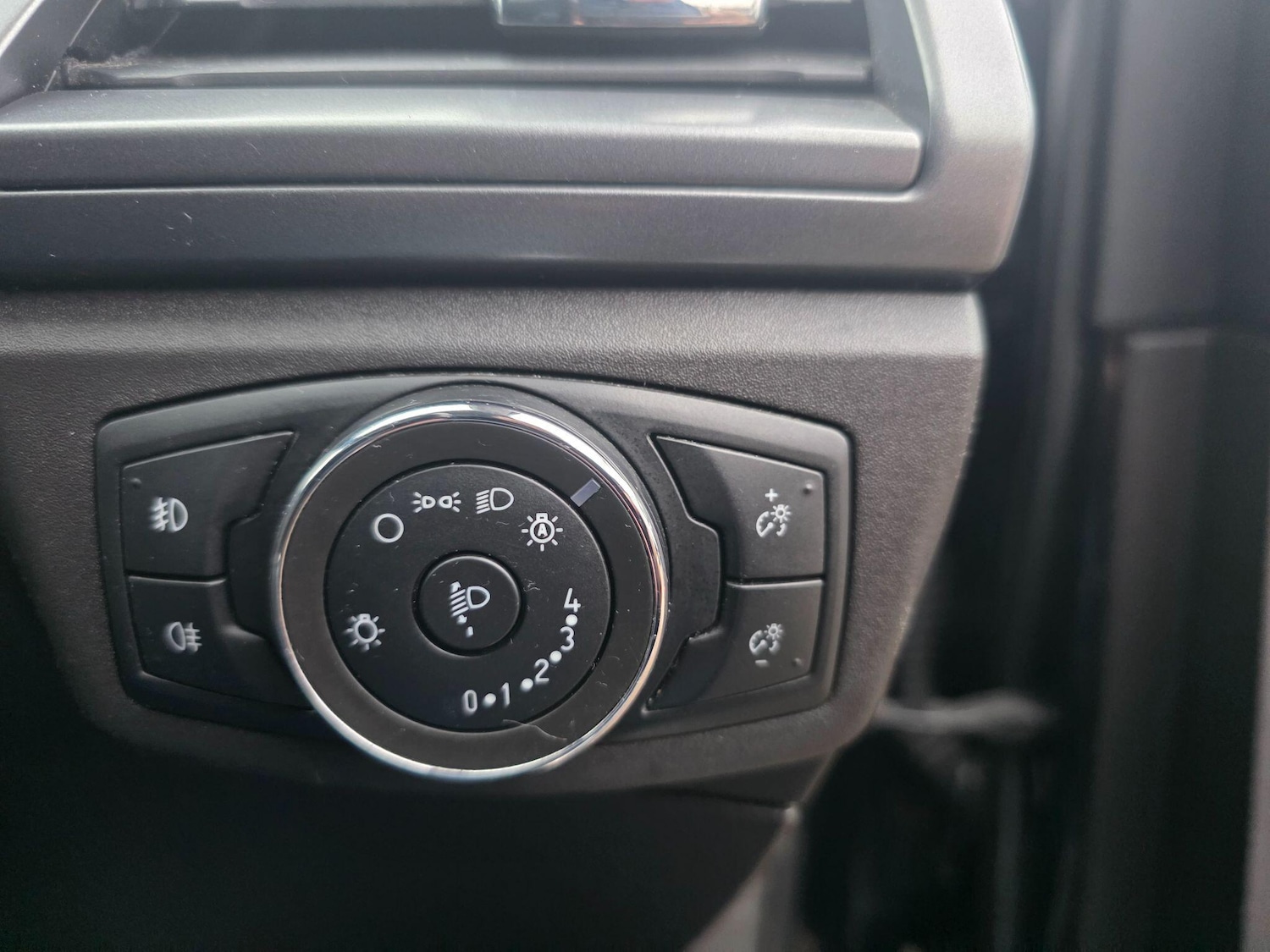 Used Ford Mondeo 2017 for sale - 77109058: Photo 29