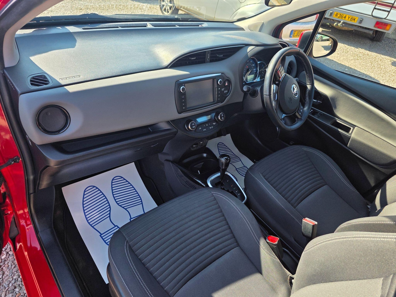 Used Toyota Yaris for sale - 77958313: Photo 12