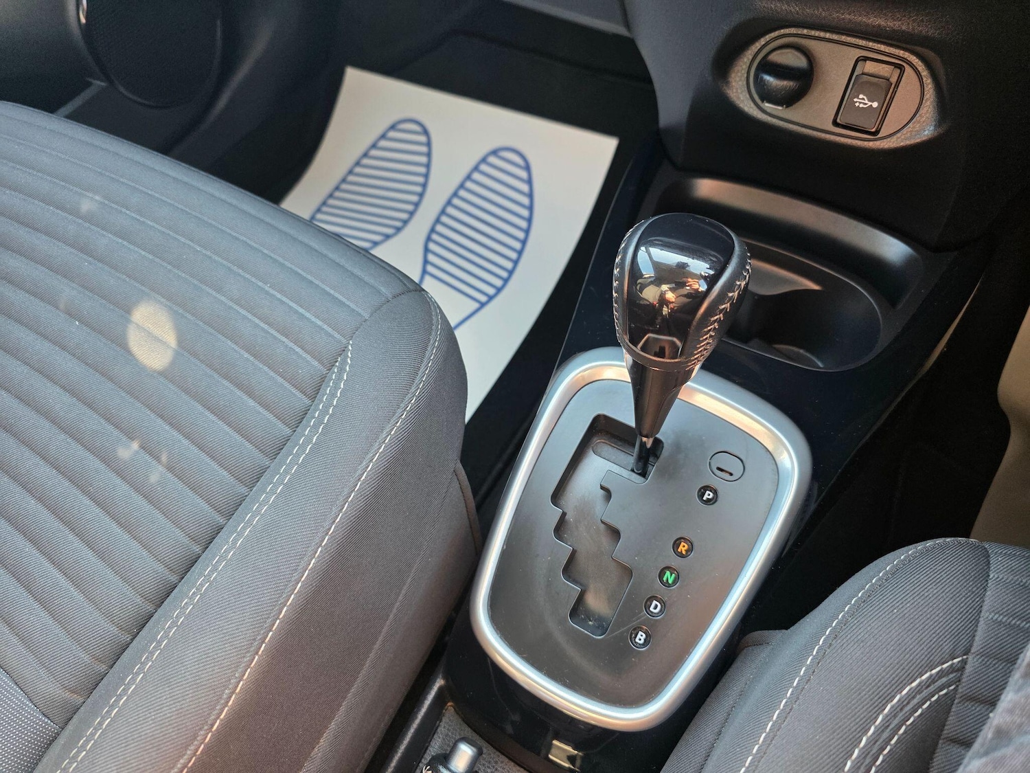 Used Toyota Yaris for sale - 77958313: Photo 14