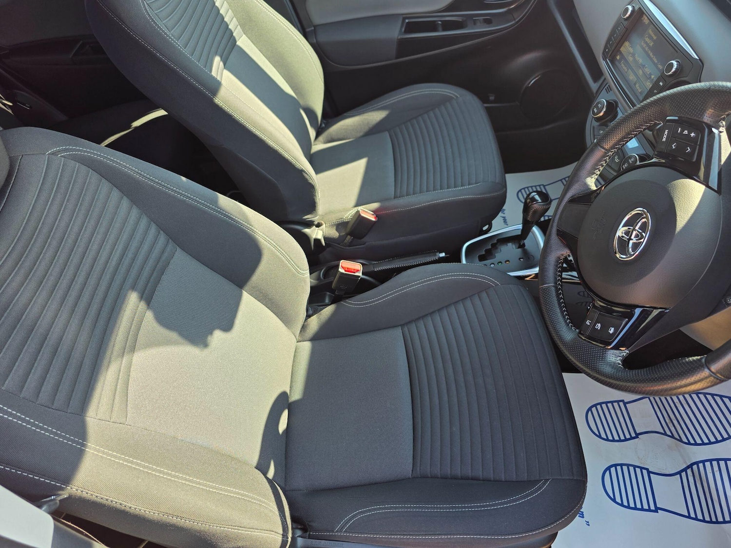 Used Toyota Yaris for sale - 77958313: Photo 16