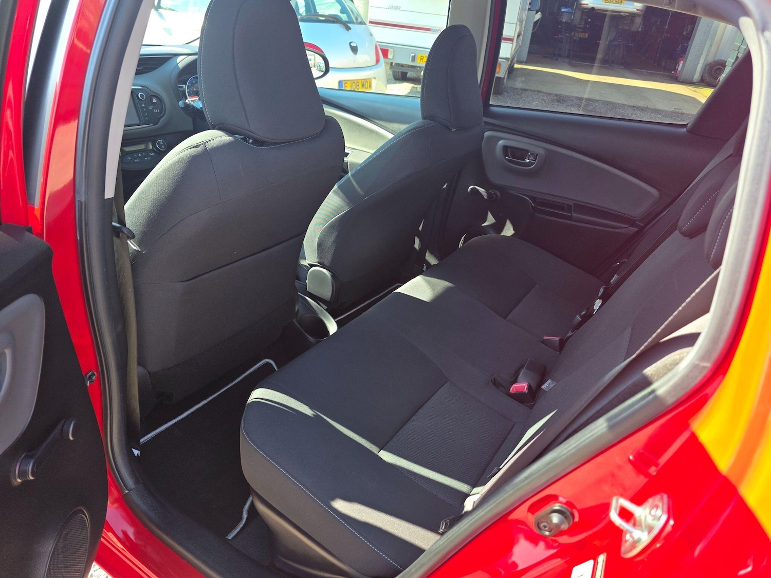 Used Toyota Yaris for sale - 77958313: Photo 23