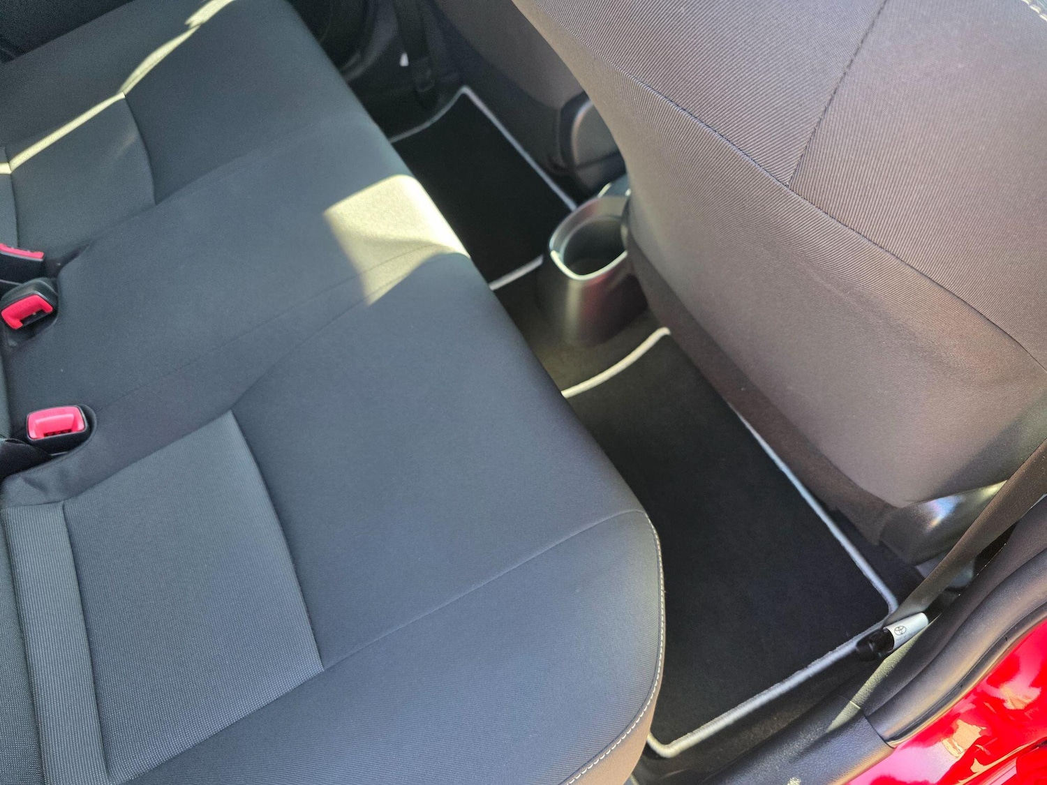 Used Toyota Yaris for sale - 77958313: Photo 26