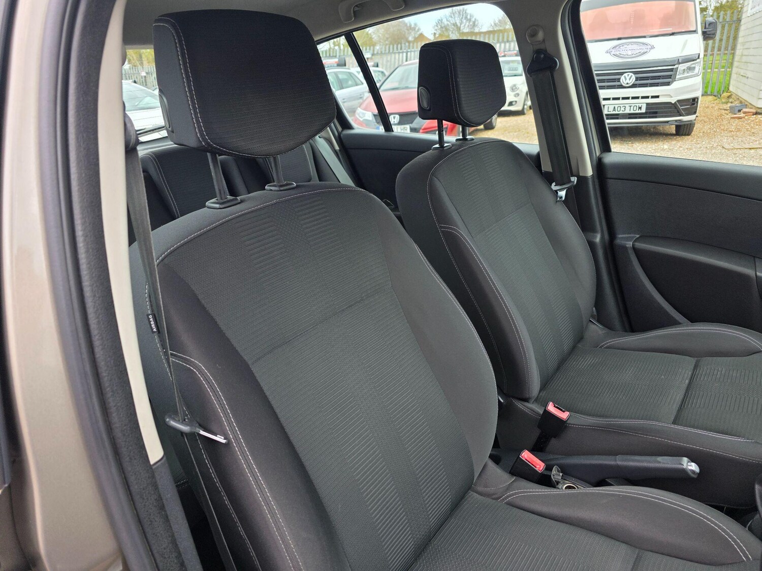 Used Renault Clio 2011 for sale - 77908942: Photo 16