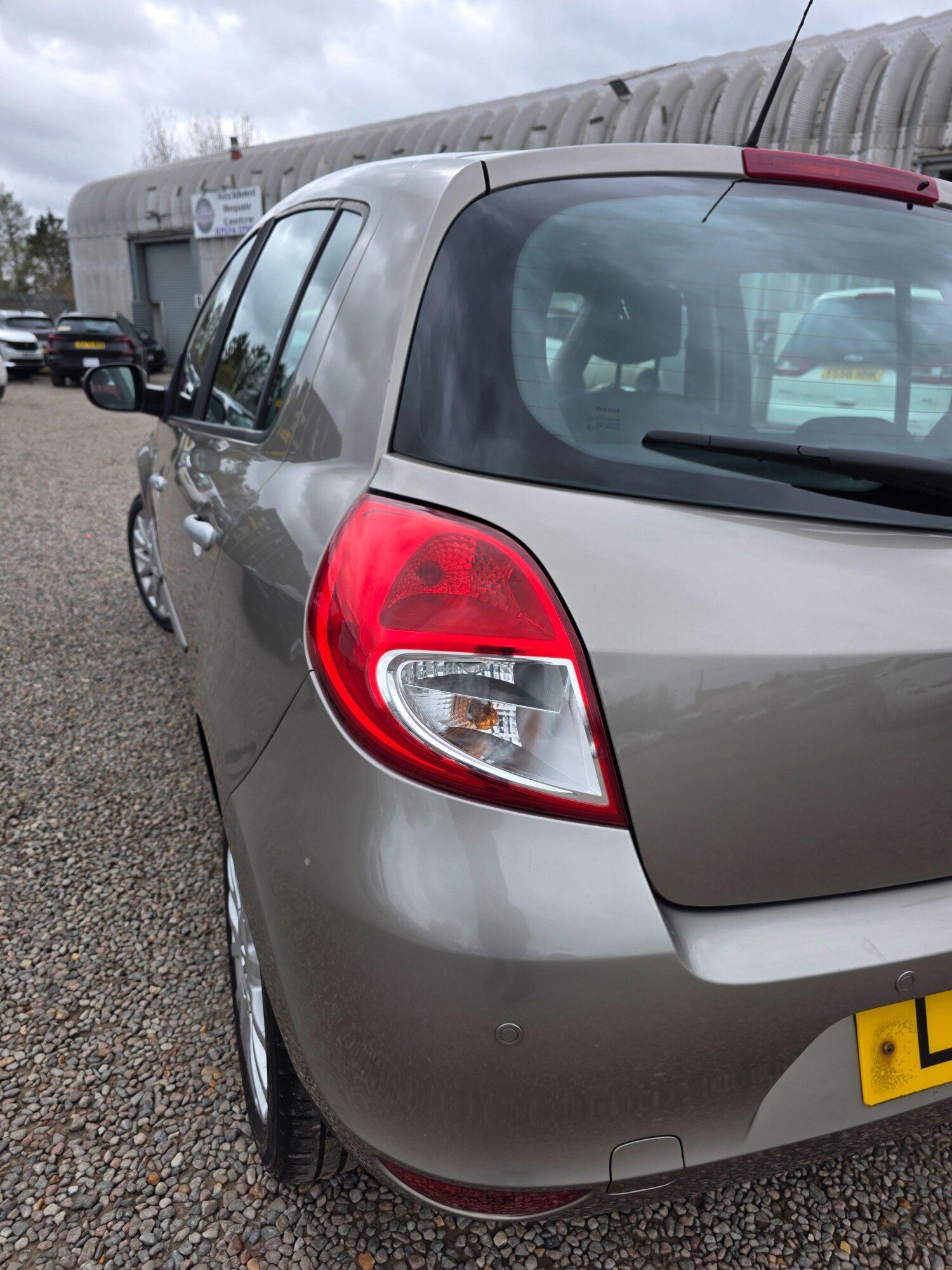 Used Renault Clio 2011 for sale - 77908942: Photo 42