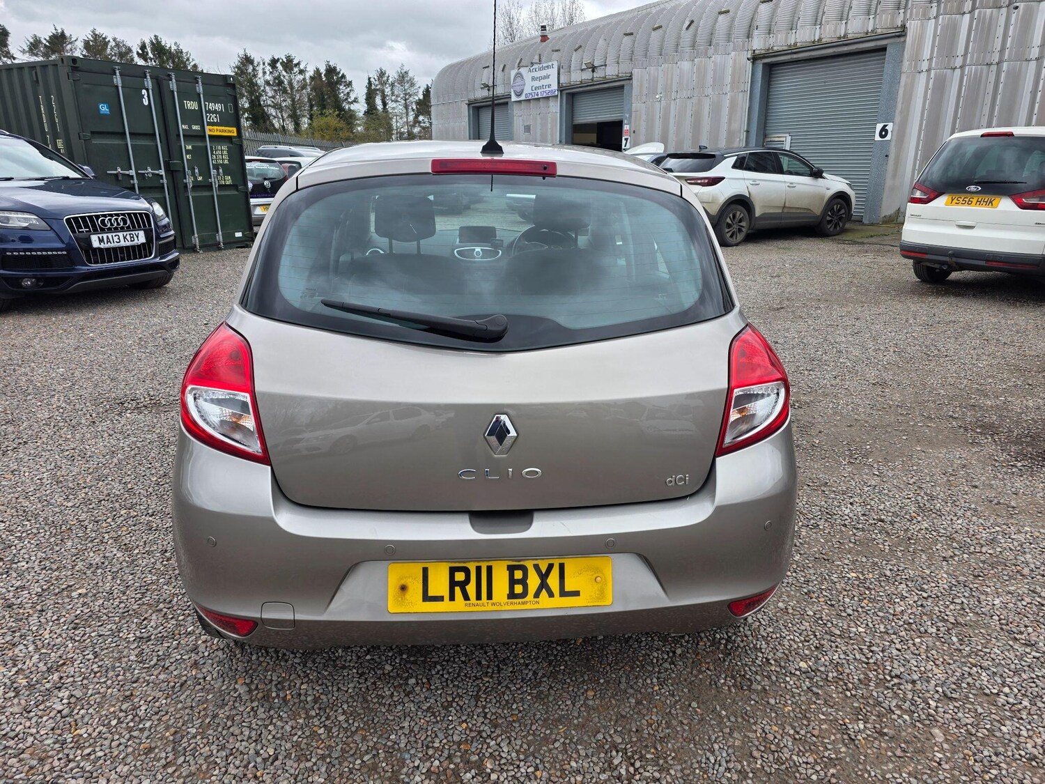 Used Renault Clio 2011 for sale - 77908942: Photo 7