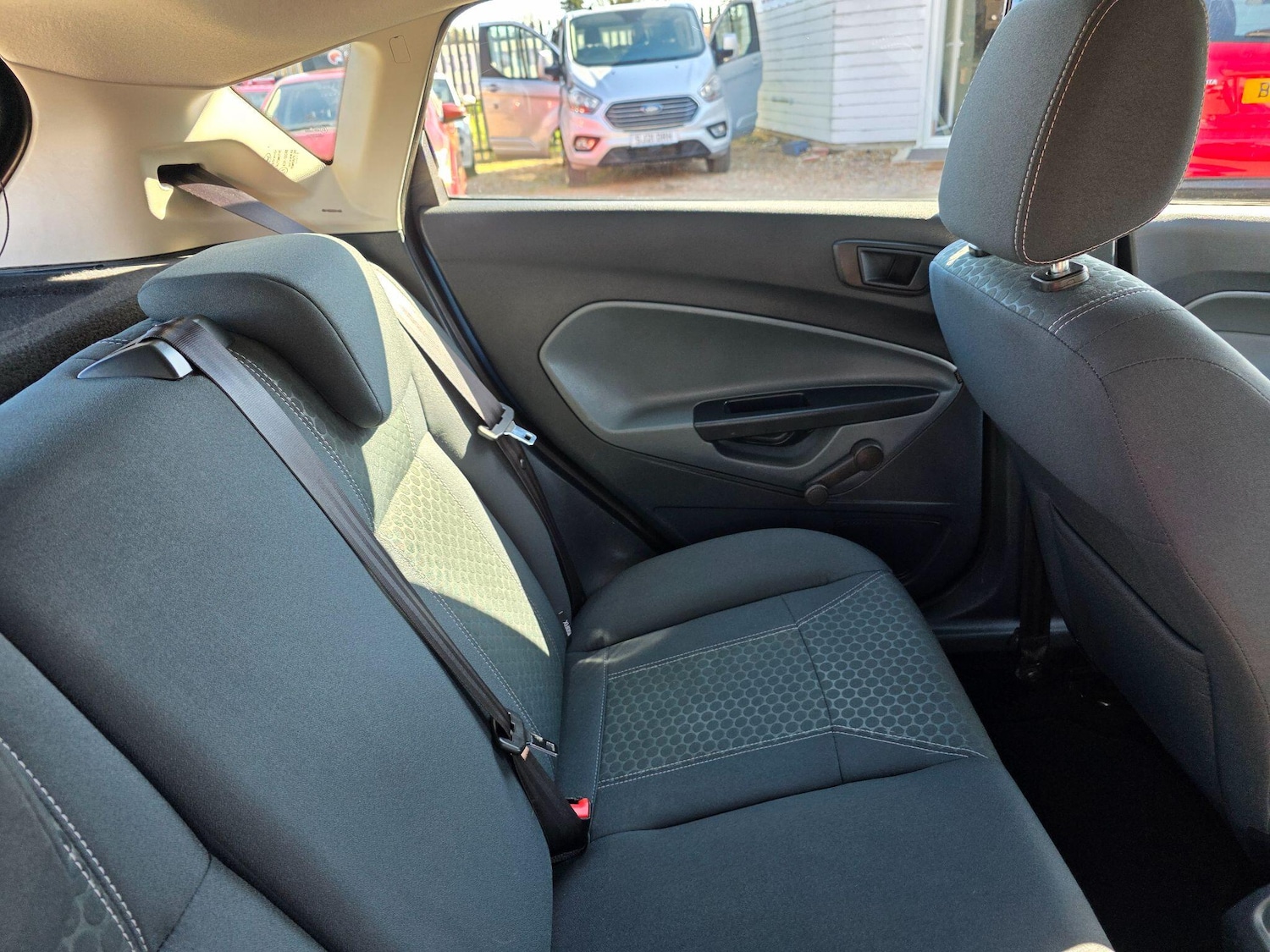 Used Ford Fiesta 2010 for sale - 77978174: Photo 21