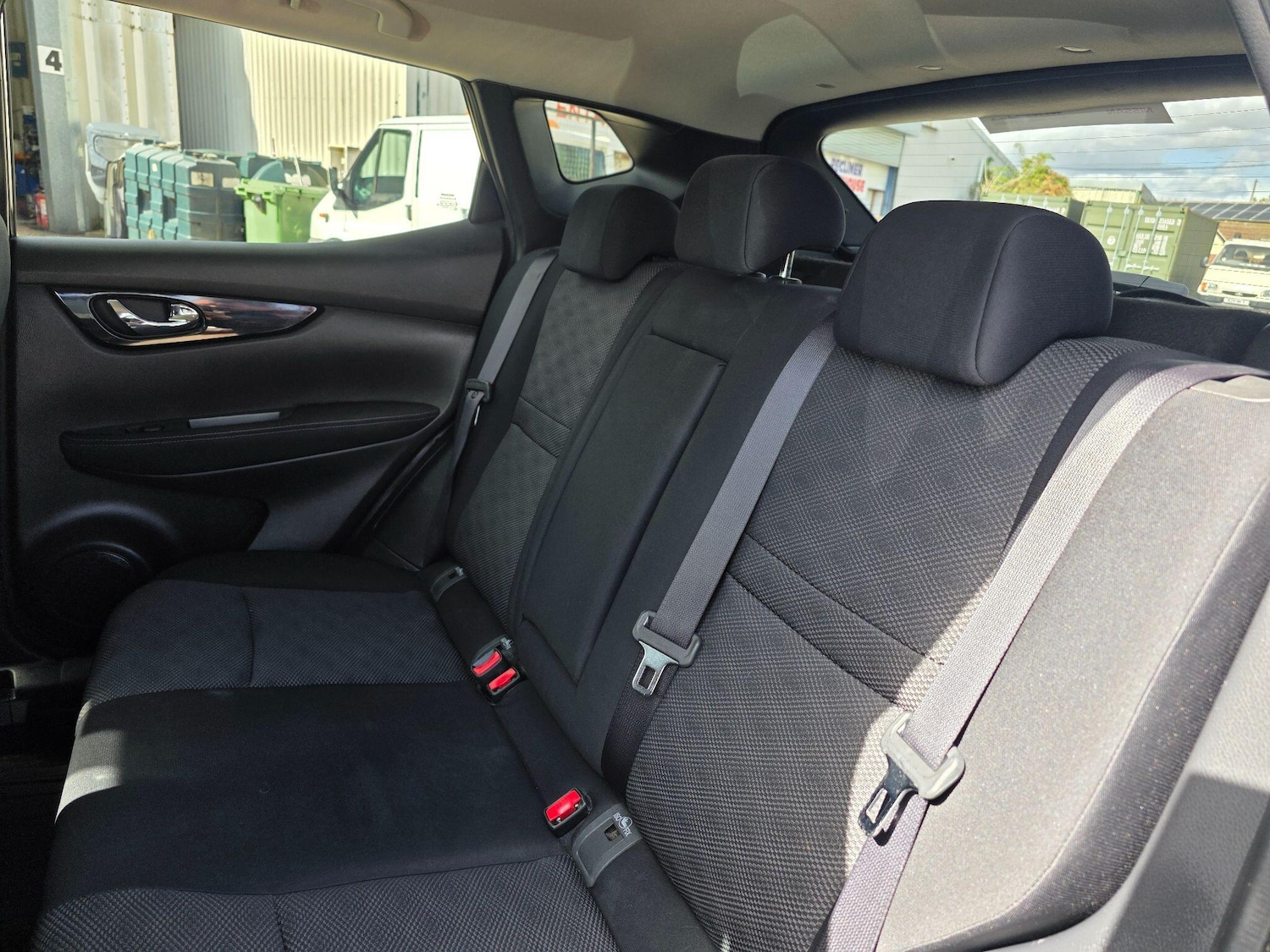 Used Nissan Qashqai 2015 for sale - 77109021: Photo 26