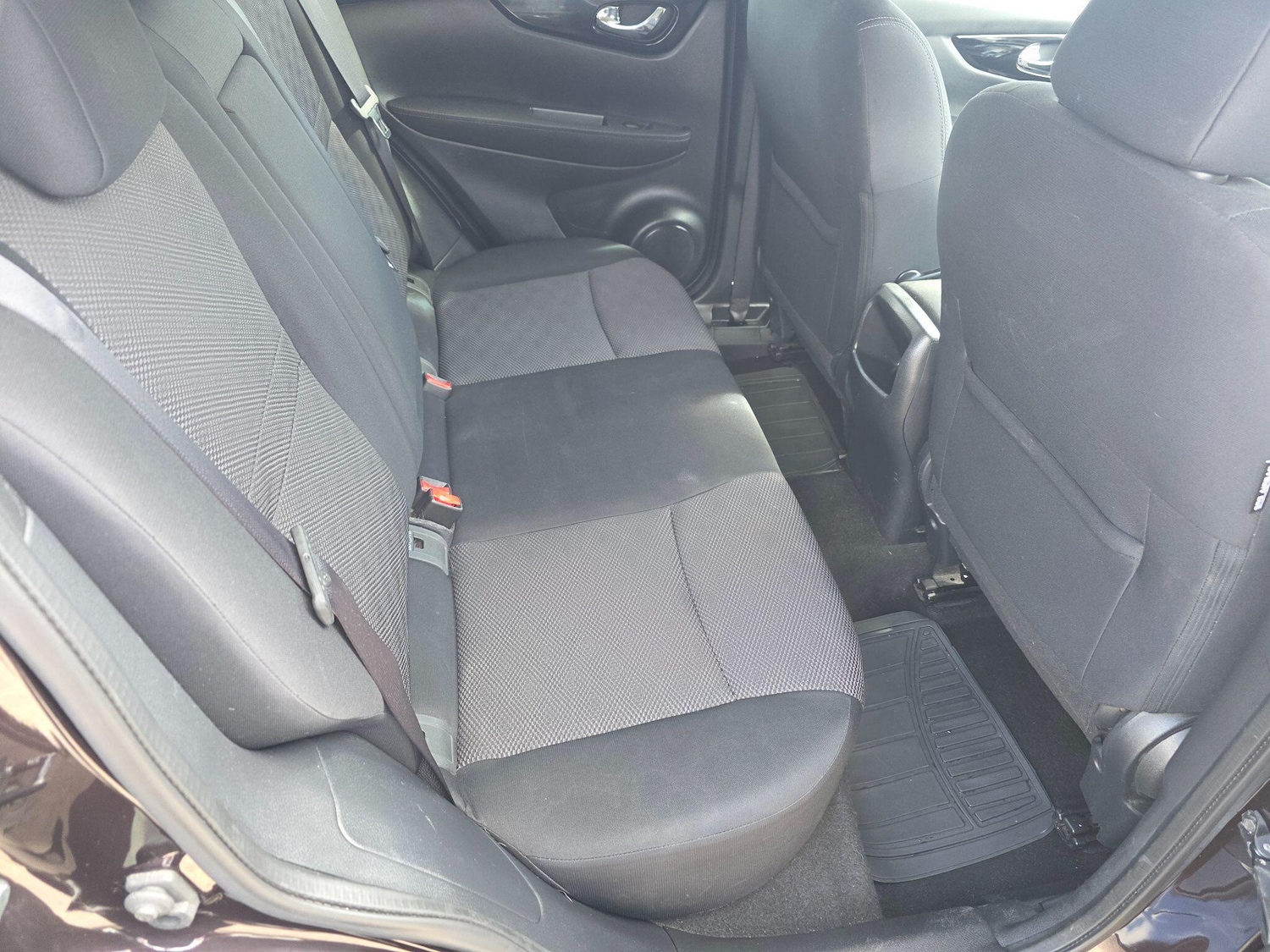 Used Nissan Qashqai 2015 for sale - 77109021: Photo 32