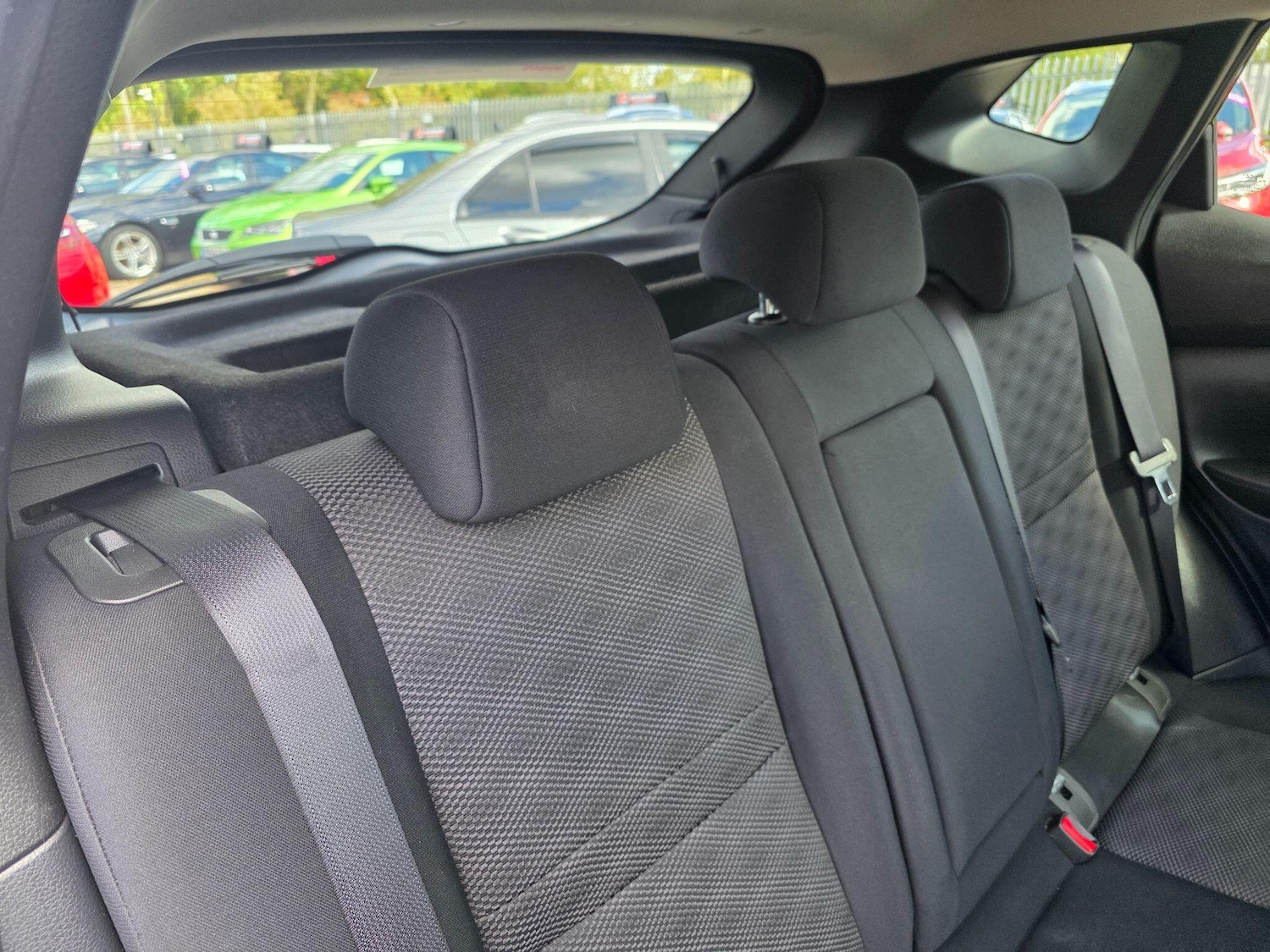 Used Nissan Qashqai 2015 for sale - 77109021: Photo 33