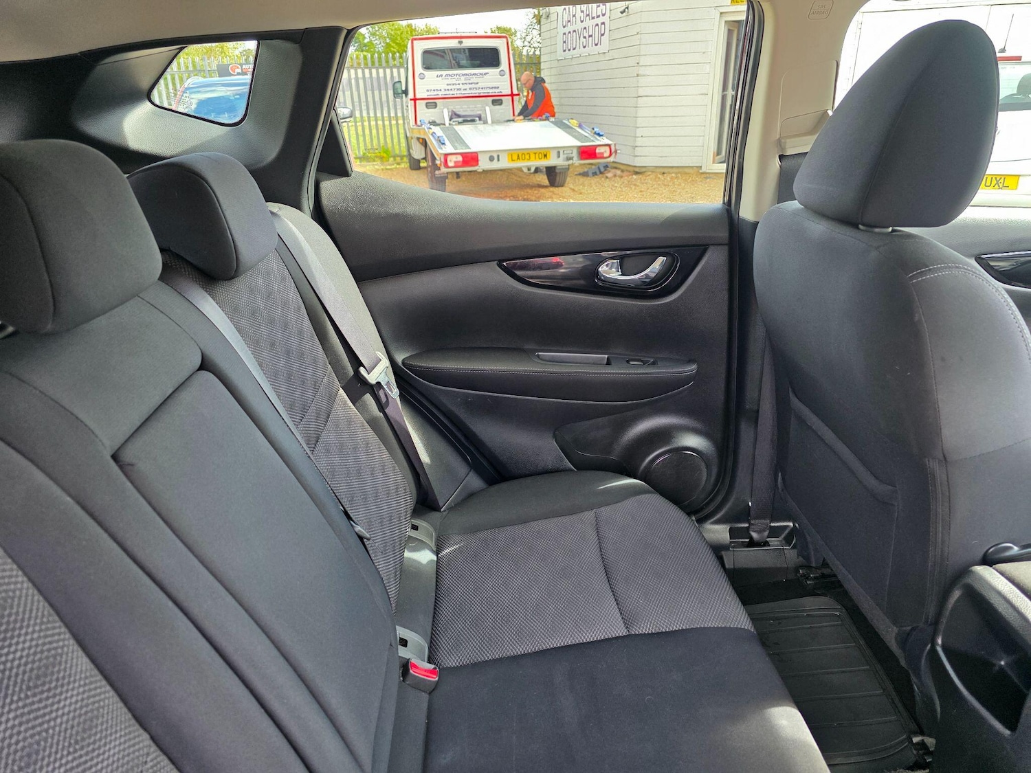 Used Nissan Qashqai 2015 for sale - 77109021: Photo 34