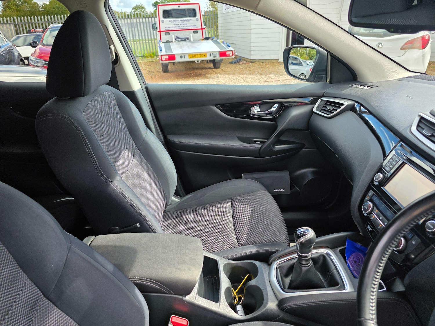 Used Nissan Qashqai 2015 for sale - 77109021: Photo 40