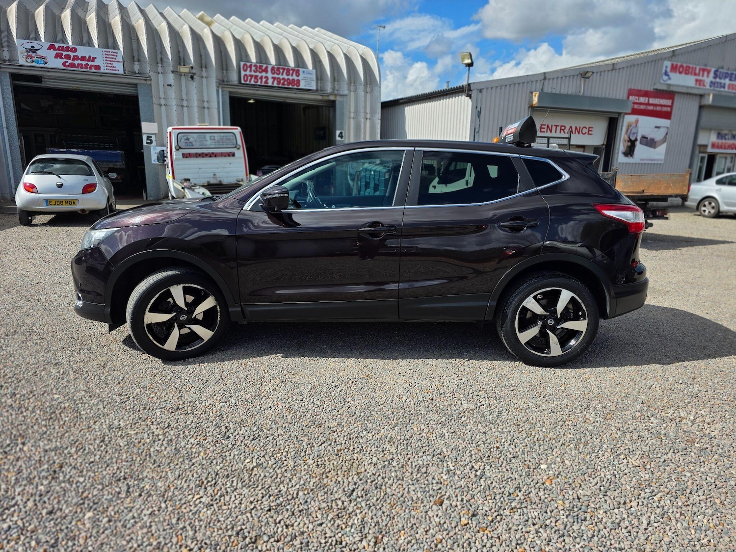 Used Nissan Qashqai 2015 for sale - 77109021: Photo 6
