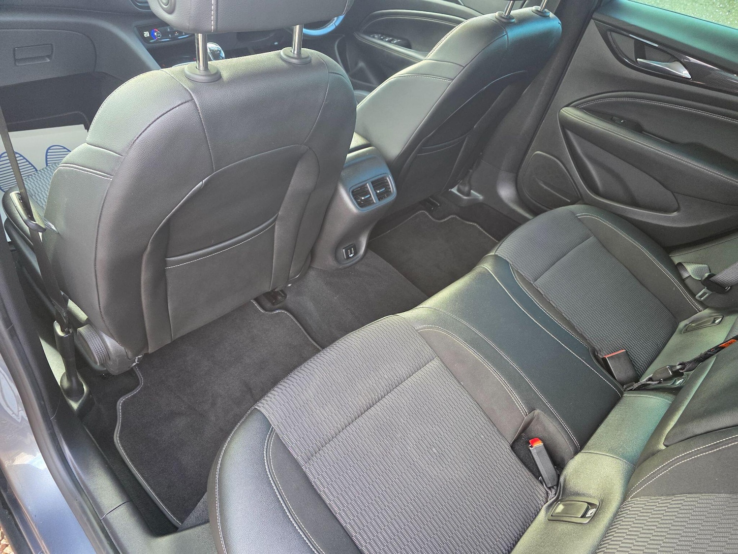 Used Vauxhall Insignia 2017 for sale - 77599132: Photo 18