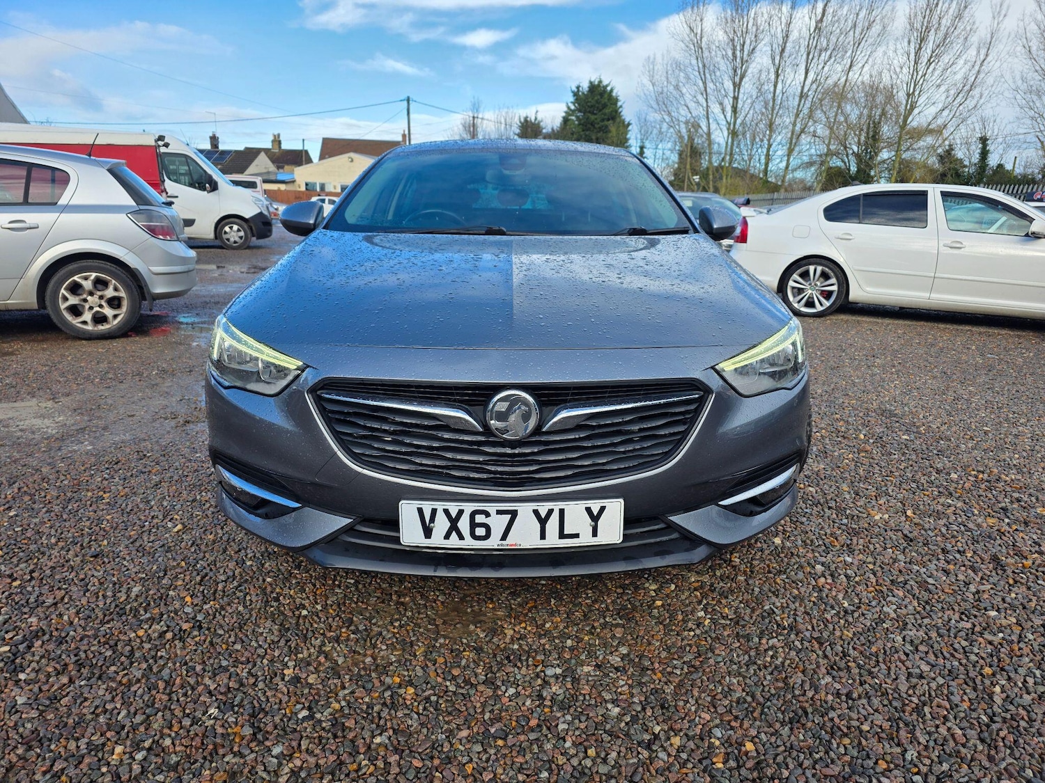 Used Vauxhall Insignia 2017 for sale - 77599132: Photo 2