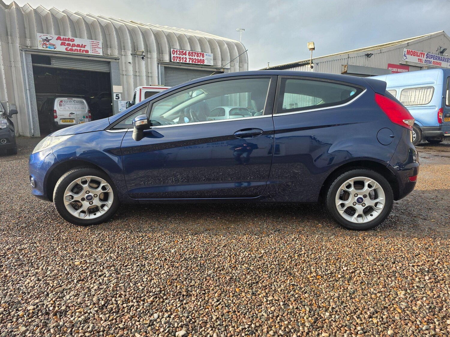 Used Ford Fiesta 2012 for sale - 77377058: Photo 6