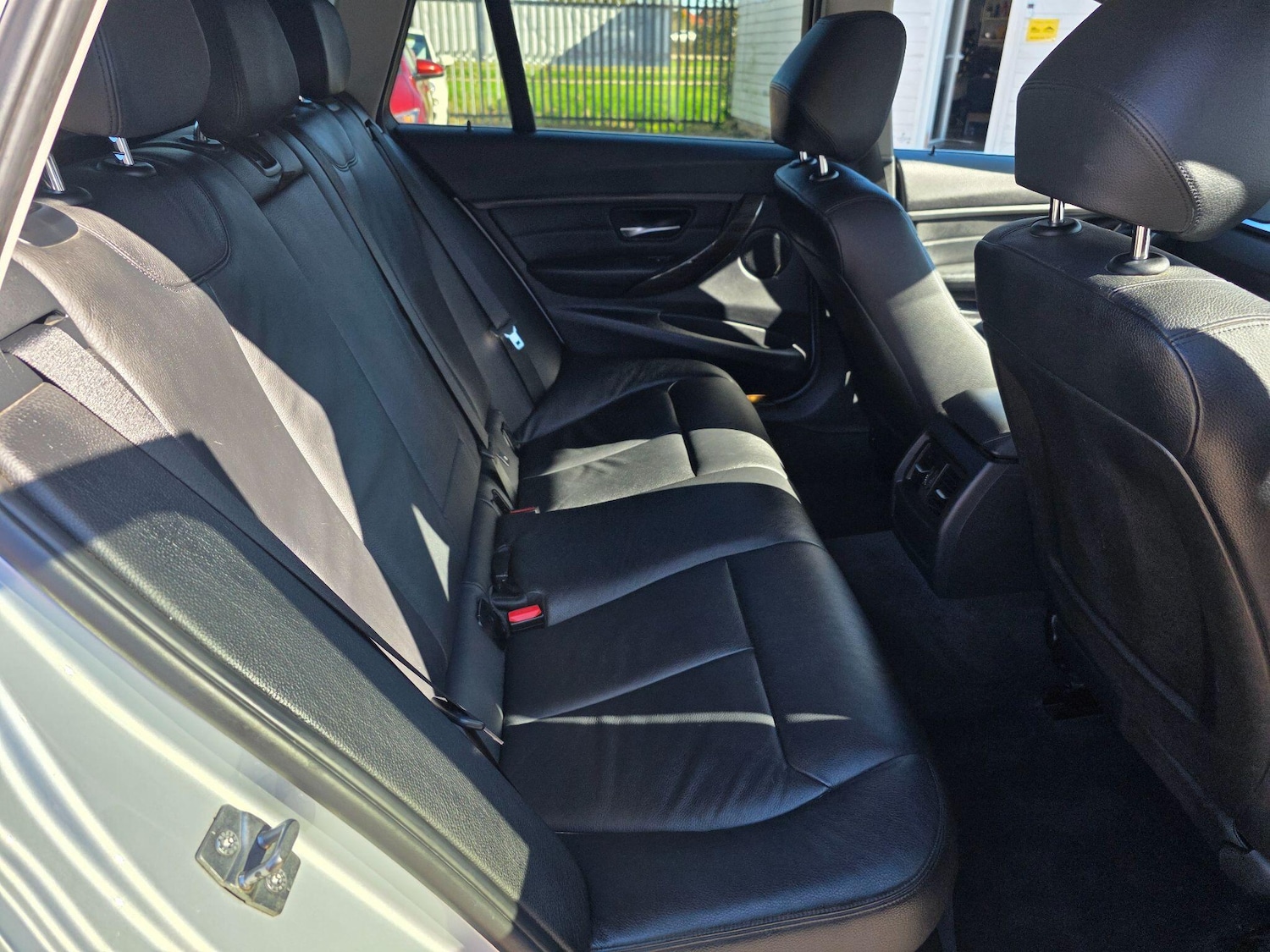 Used BMW 3 Series 2012 for sale - 77970343: Photo 30