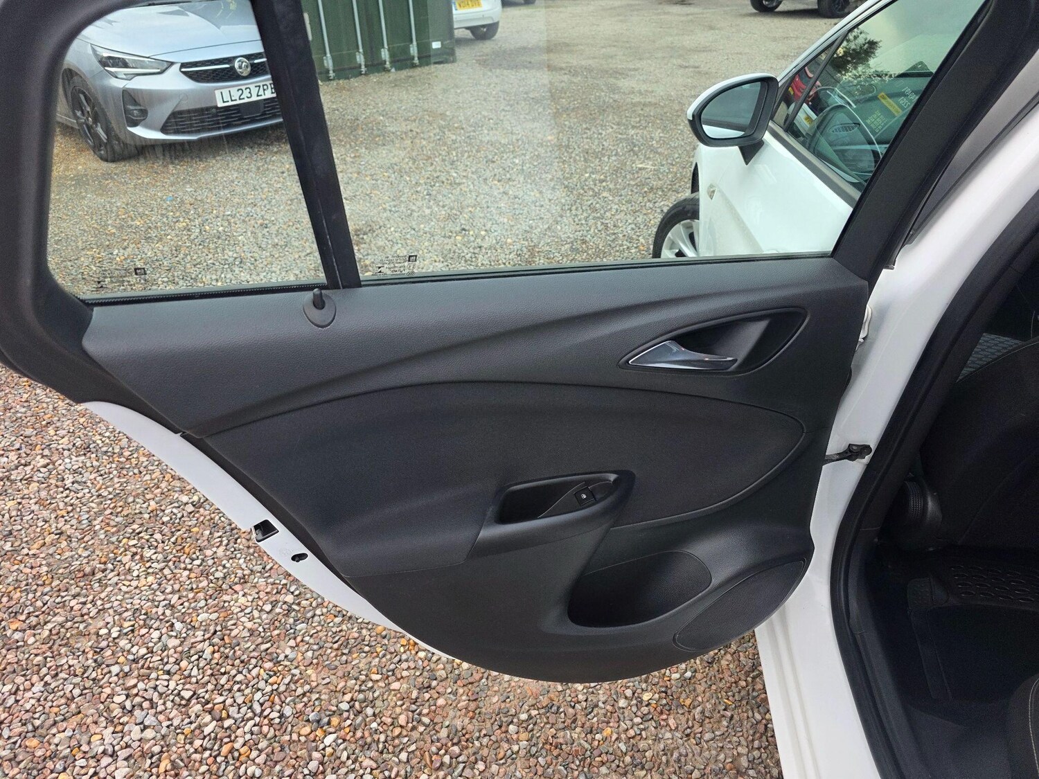 Used Vauxhall Astra 2017 for sale - 77496461: Photo 28