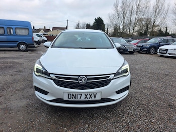 Used Vauxhall Astra 2017 for sale - 77496461: Photo