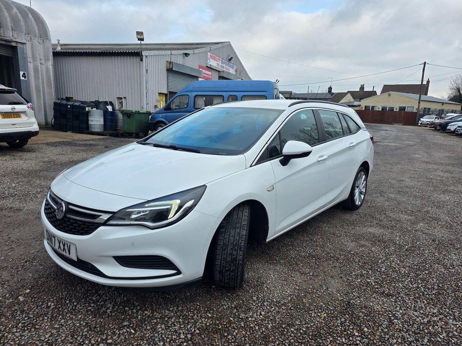 Used Vauxhall Astra 2017 for sale - 77496461: Photo 3
