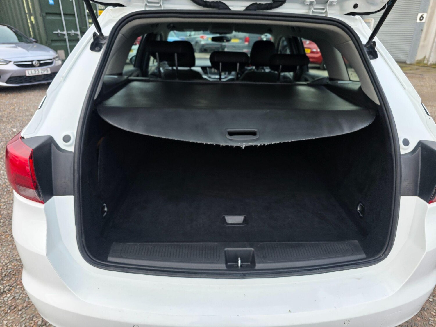 Used Vauxhall Astra 2017 for sale - 77496461: Photo 41