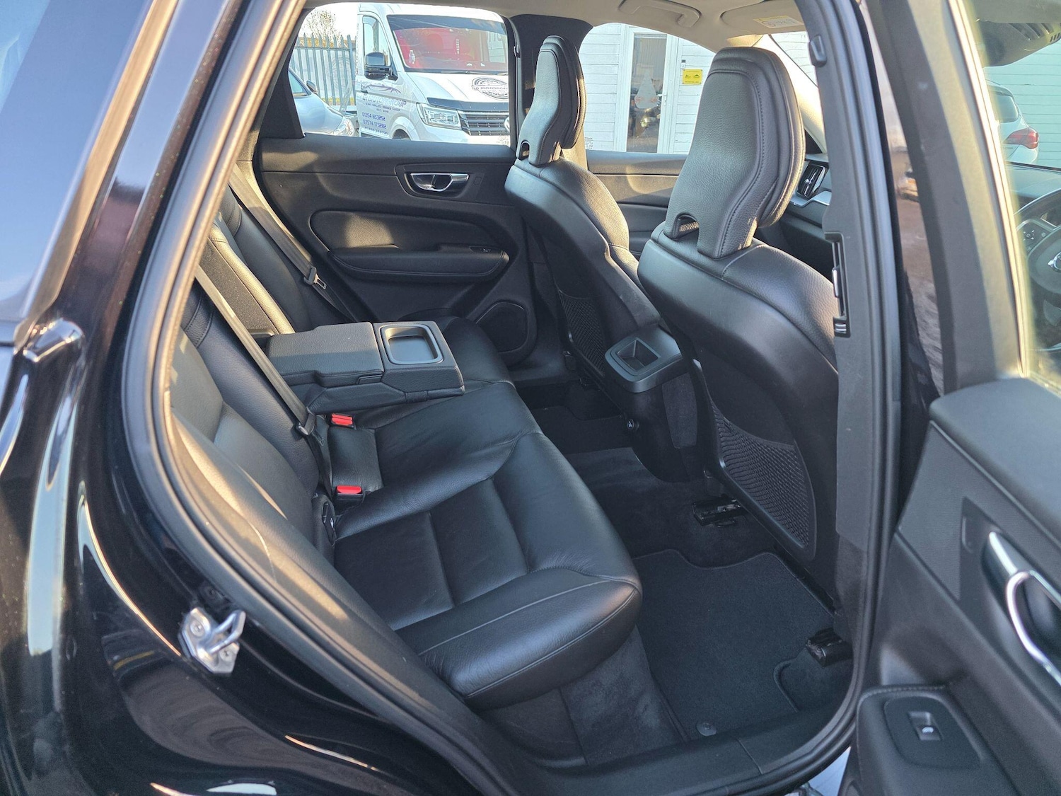 Used Volvo XC60 2019 for sale - 77166855: Photo 32