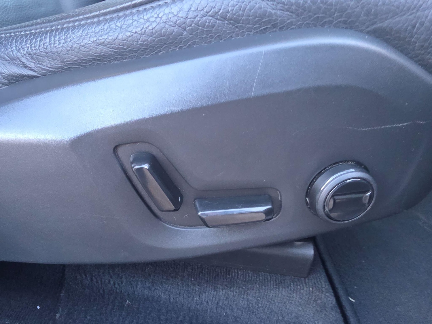 Used Volvo XC60 2019 for sale - 77166855: Photo 34