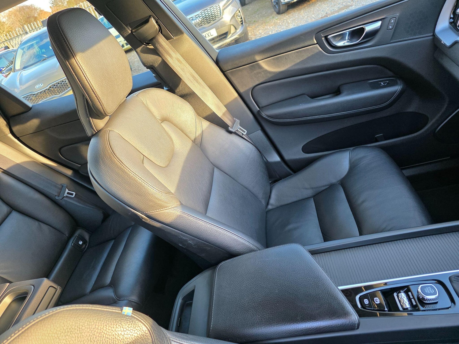 Used Volvo XC60 2019 for sale - 77166855: Photo 64