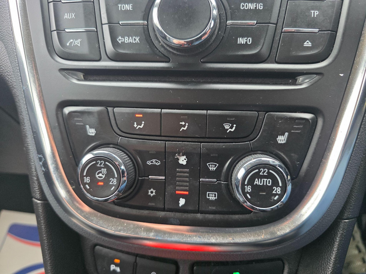 Used Vauxhall Mokka 2015 for sale - 77109630: Photo 63