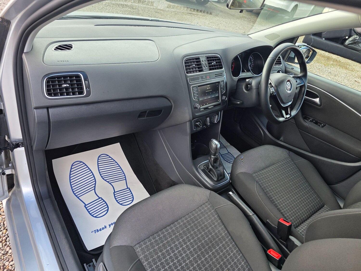 Used Volkswagen Polo 2015 for sale - 77838869: Photo 10