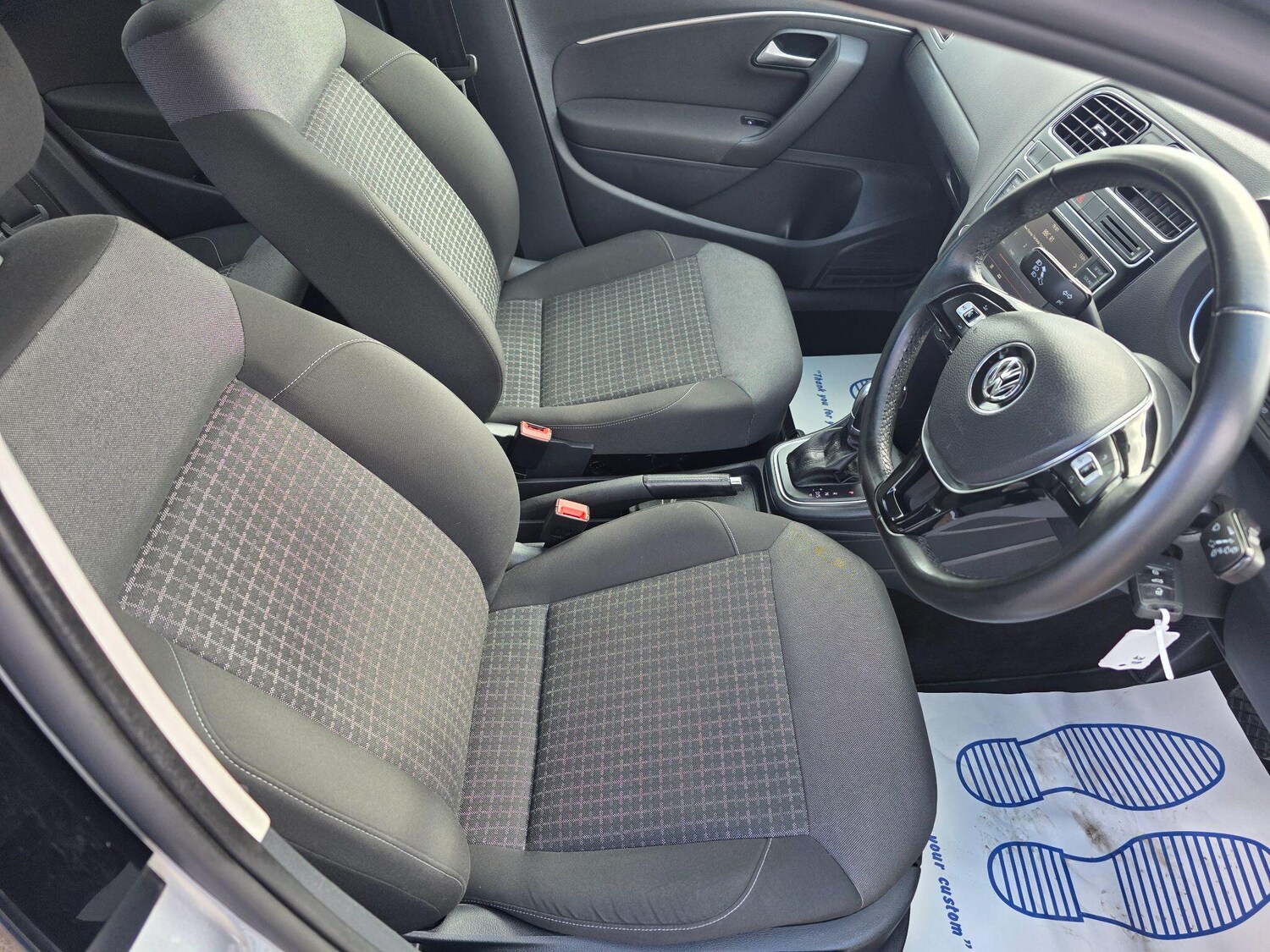 Used Volkswagen Polo 2015 for sale - 77838869: Photo 14