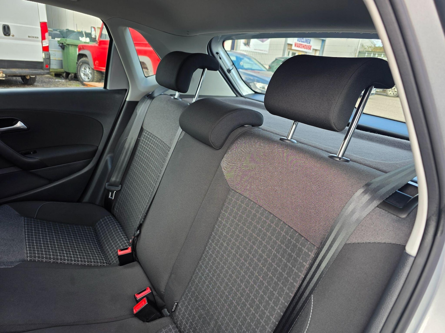 Used Volkswagen Polo 2015 for sale - 77838869: Photo 19