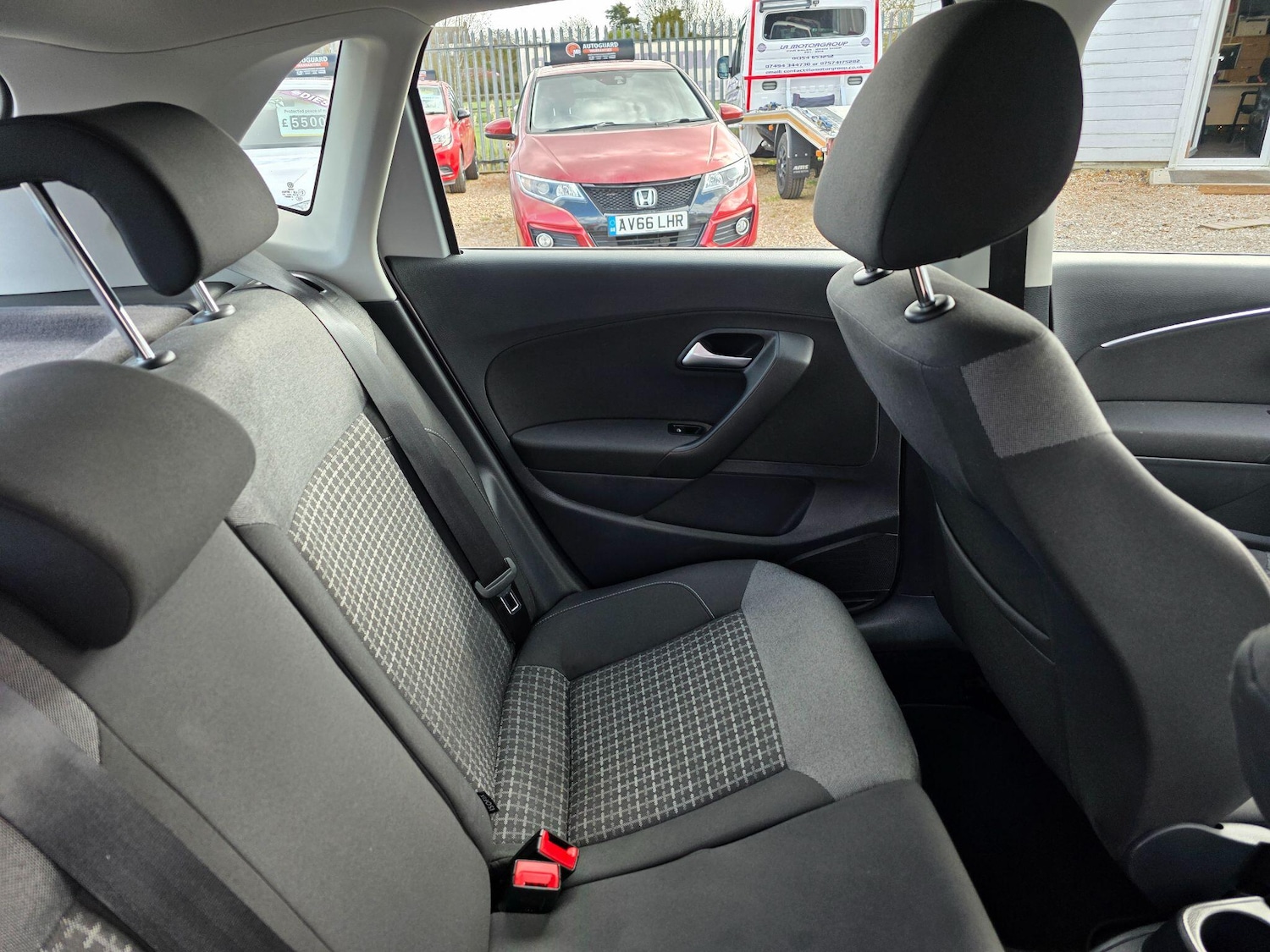 Used Volkswagen Polo 2015 for sale - 77838869: Photo 23