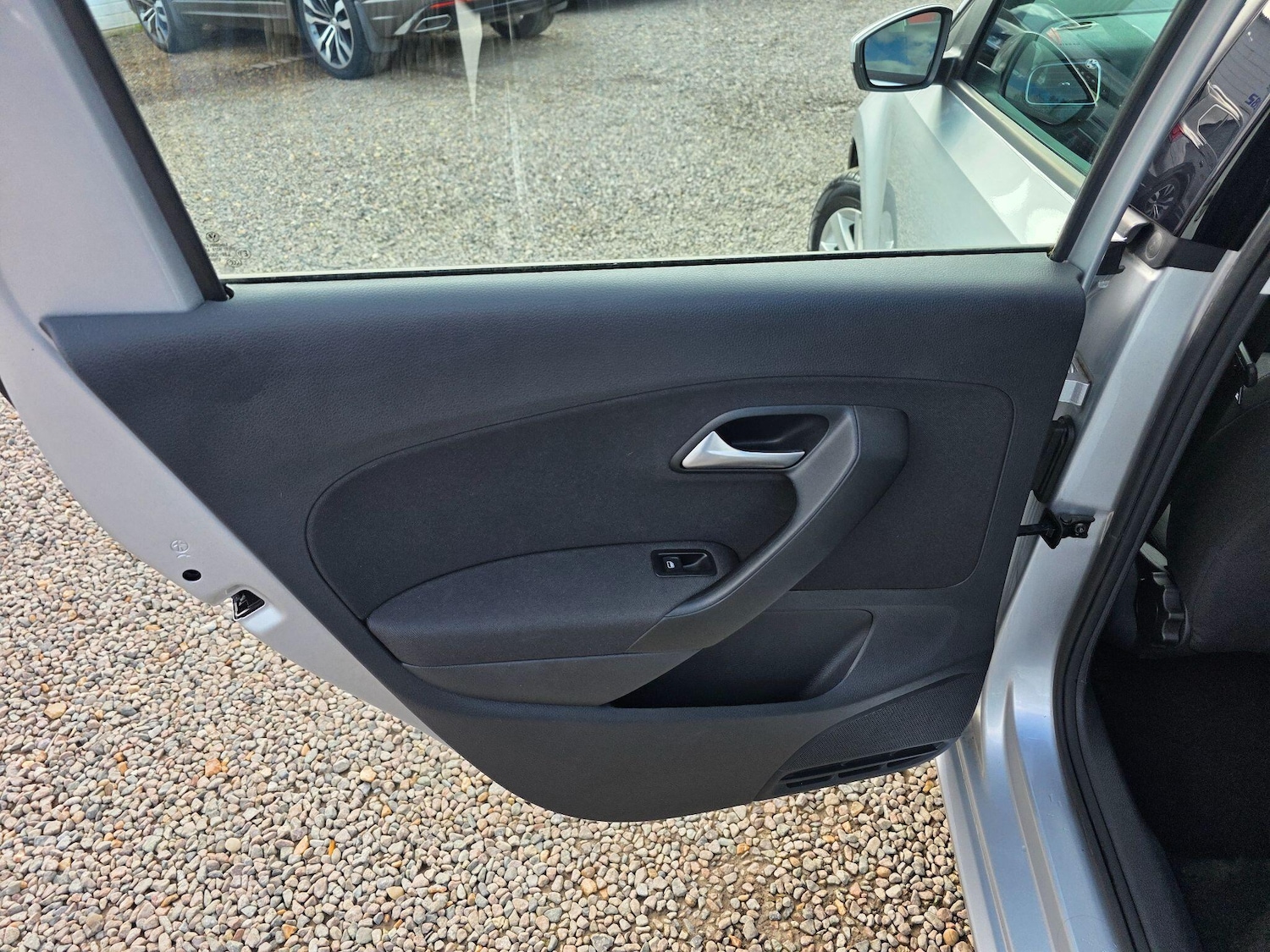 Used Volkswagen Polo 2015 for sale - 77838869: Photo 29