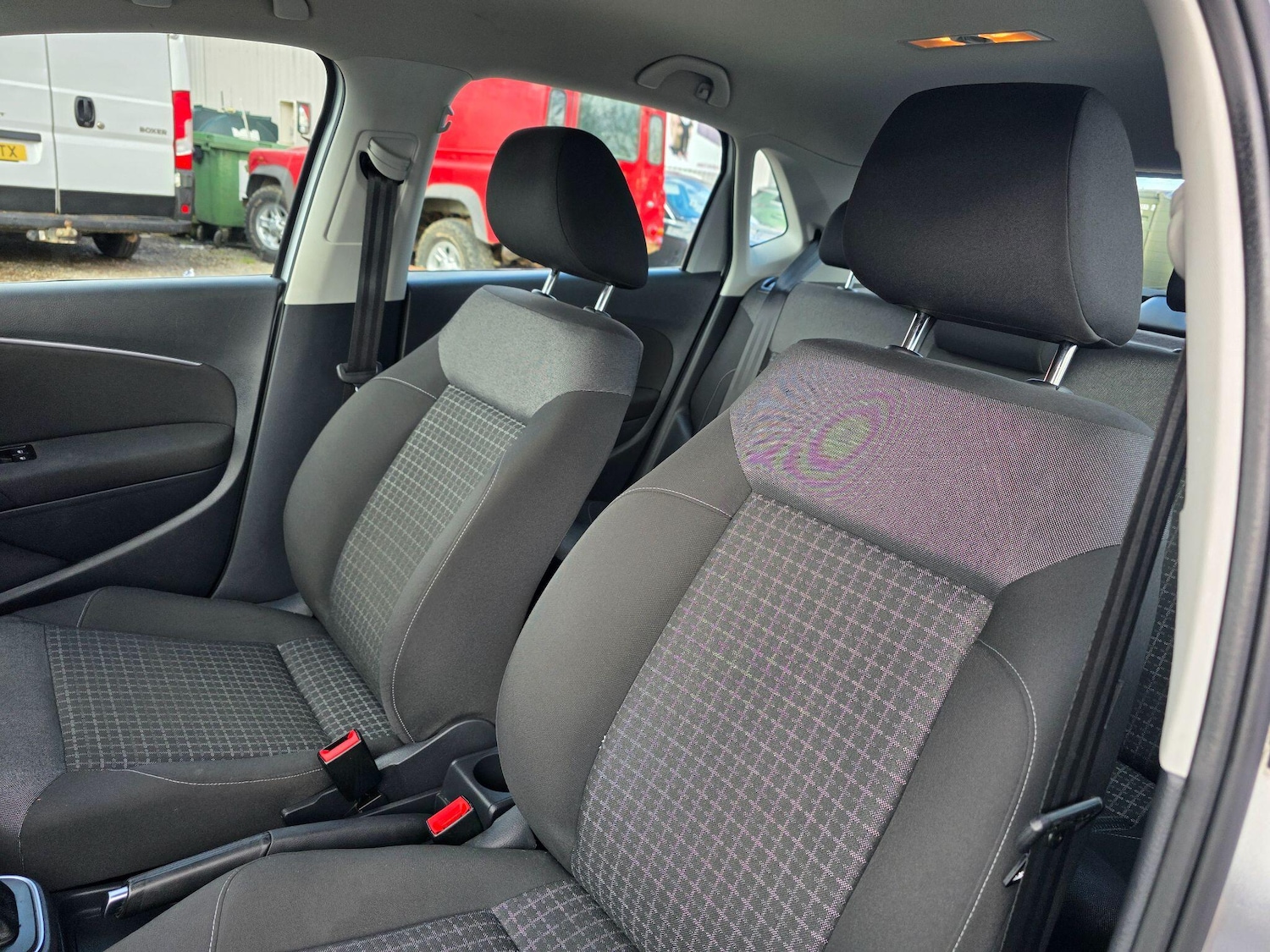 Used Volkswagen Polo 2015 for sale - 77838869: Photo 43