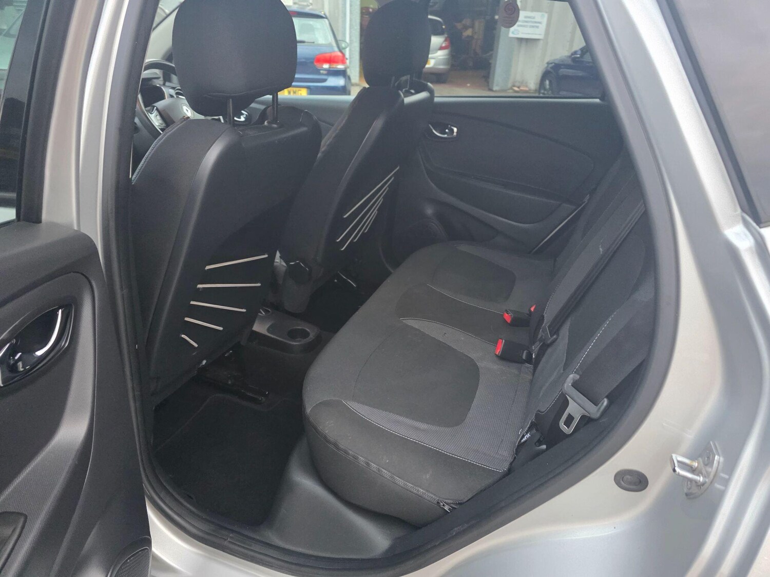 Used Renault Captur 2016 for sale - 77574976: Photo 23