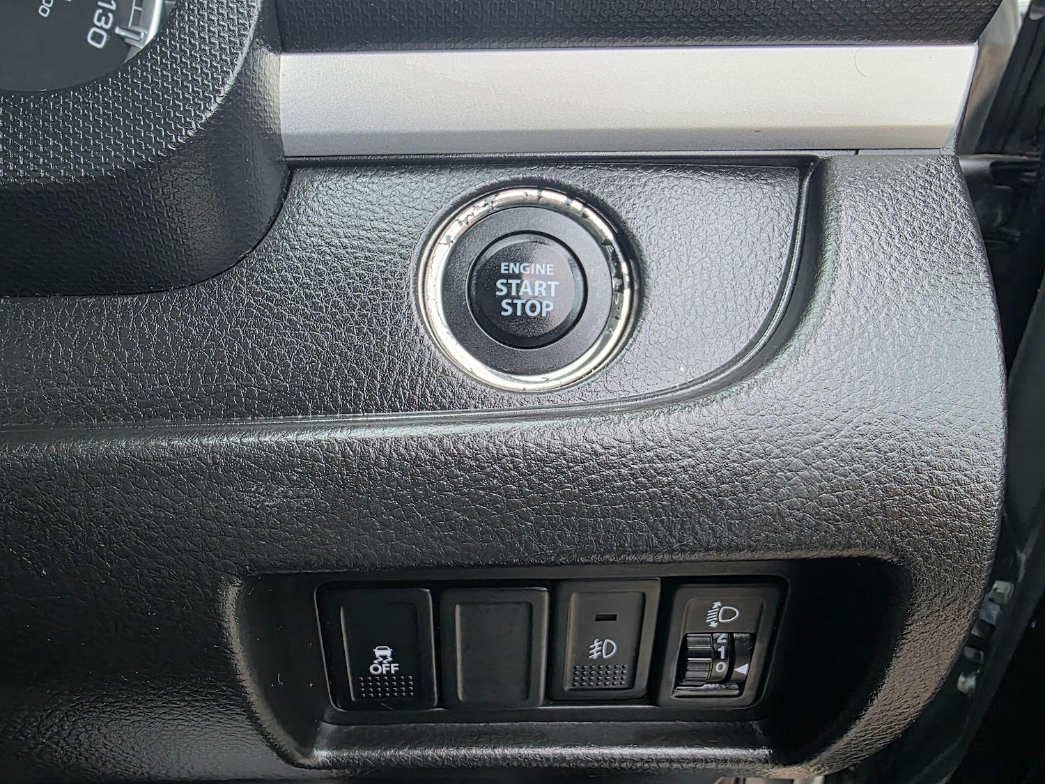 Used Suzuki Swift 2013 for sale - 77108934: Photo 28